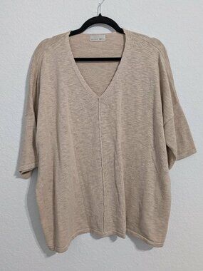 Be Cool Women's Tan V-Neck Knit Blouse Top NWOT (M/L)